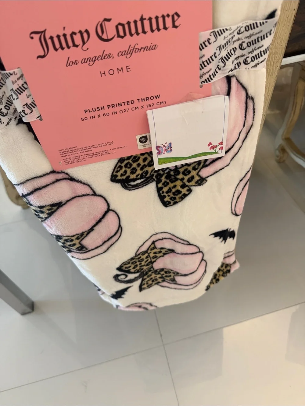 Juicy Couture Halloween Pink, Black/Brown Bats/Pumpkins/Bows Throw Blanket